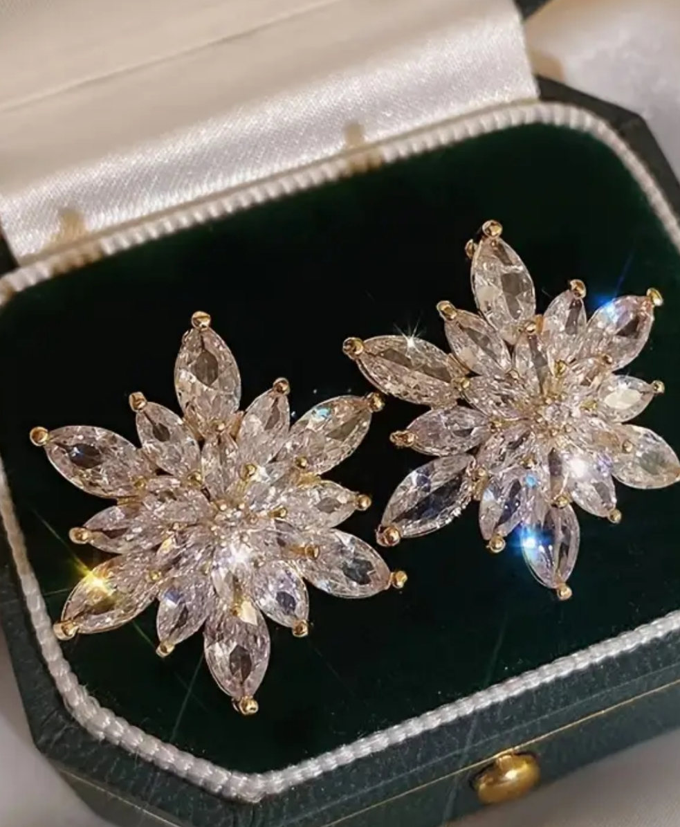 Snowflake Stud Earrings