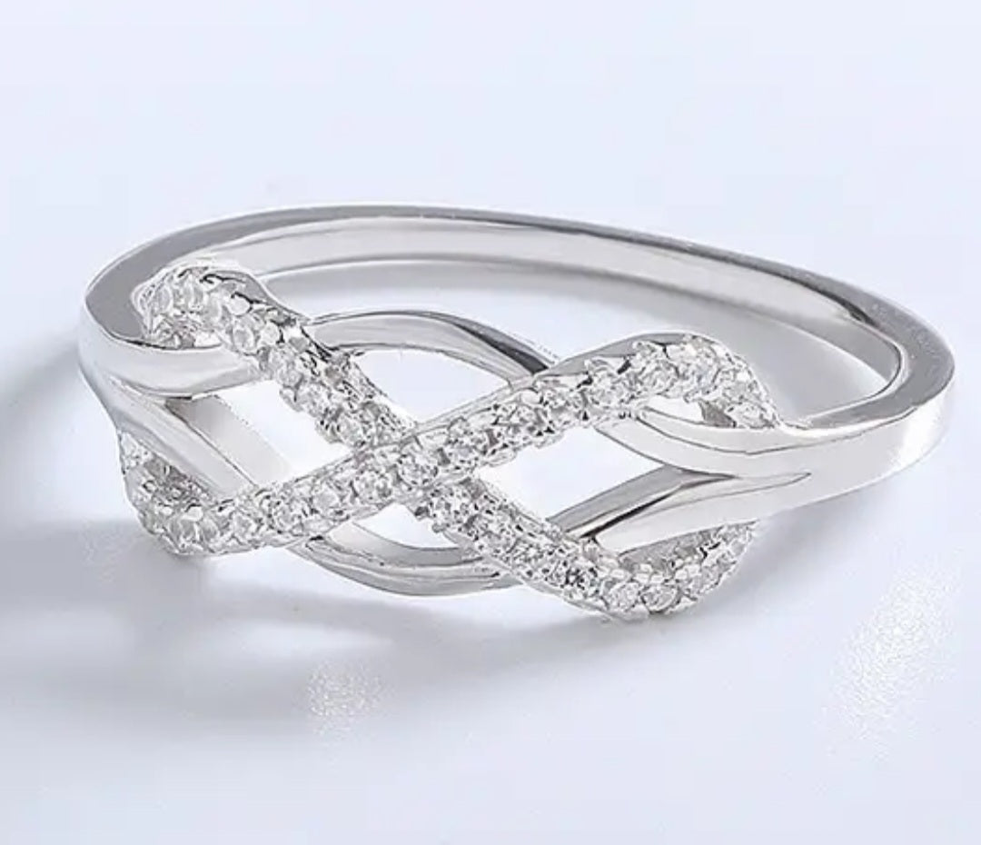 Elegant 14K Golden Plated Alloy Ring