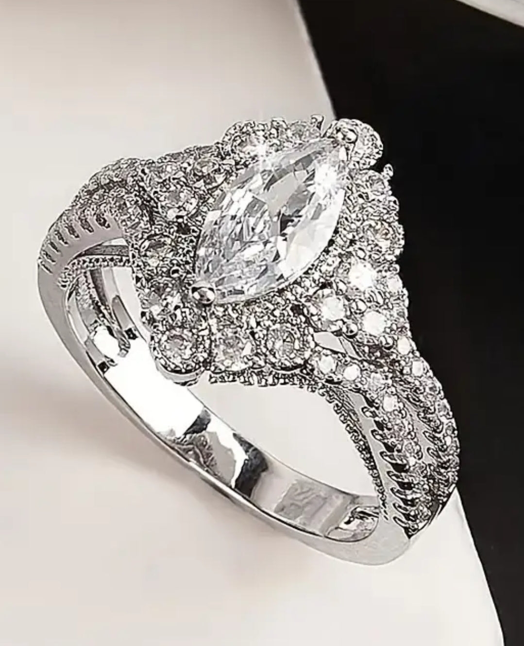 Elegant 925 Sterling Silver Engagement Ring with Sparkling Cubic Zirconia - Luxurious, Romantic Wedding Band for Women, Large, 5.4g