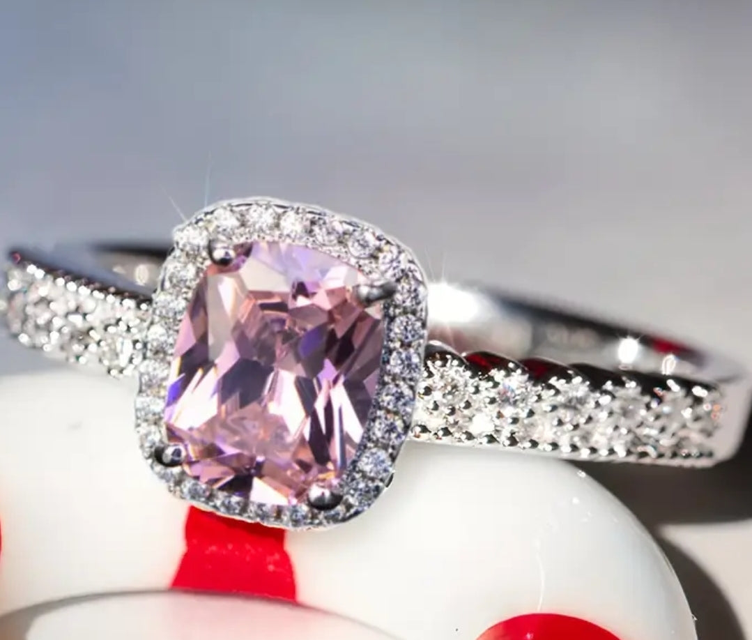 1 Women'S 925 Commitment Ring, Set with Synthetic Zirconia, Elegantly Designed to Shine