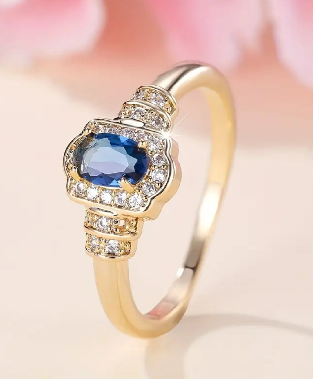 Elegant Promise Ring 18k Gold Plated Inlaid Shining Zirconia