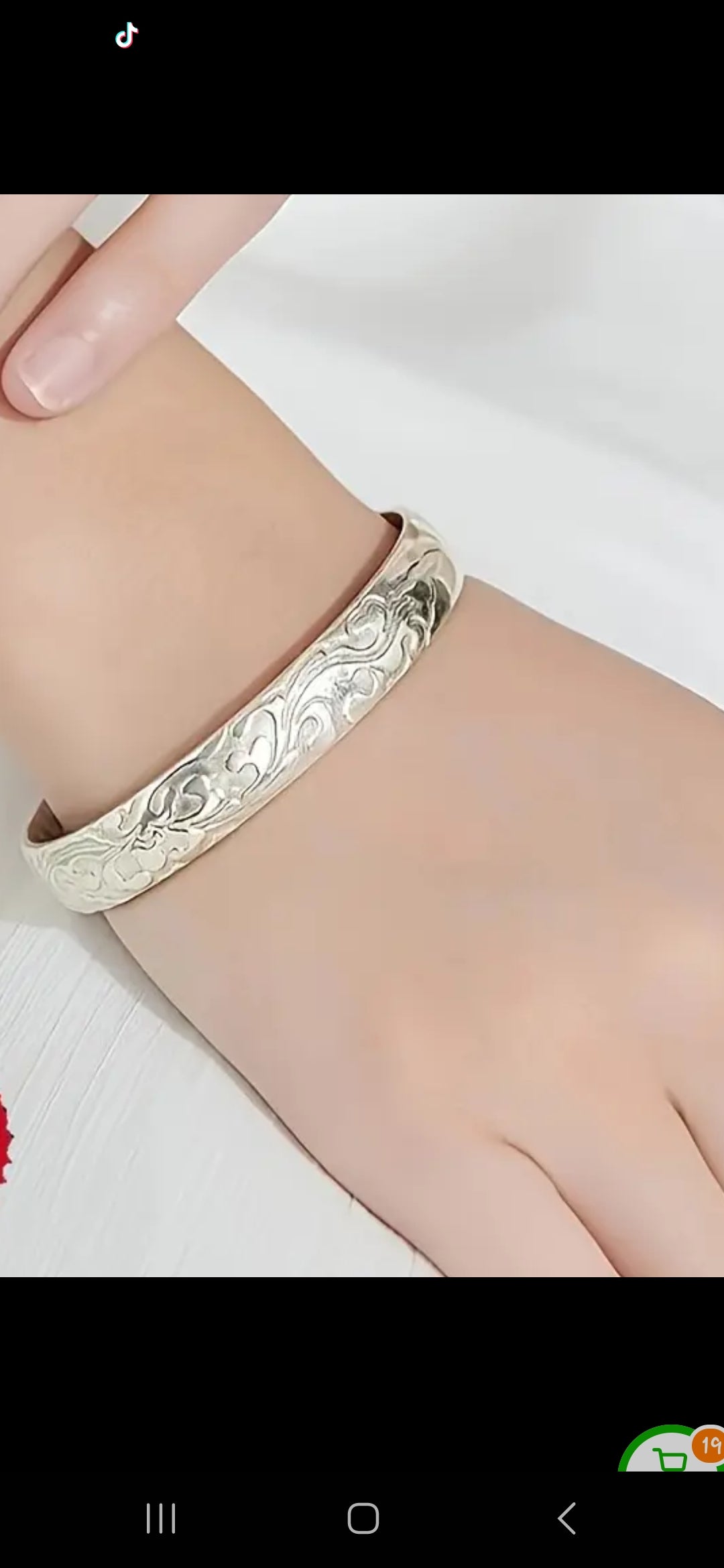 Elegant 925 Sterling Silver Bangle Bracelet