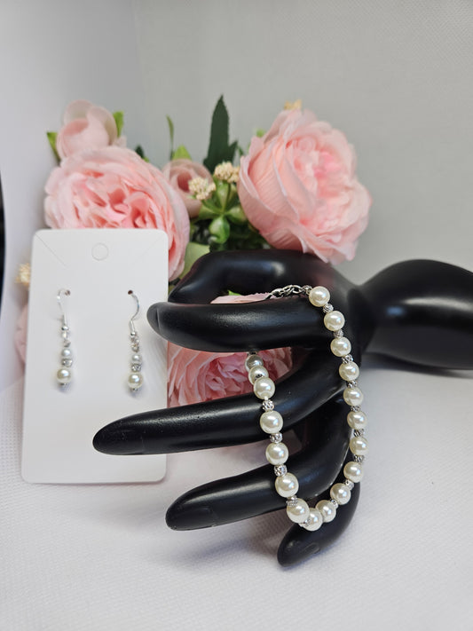 Delicate Pearl and Silver Jewelry Set.
