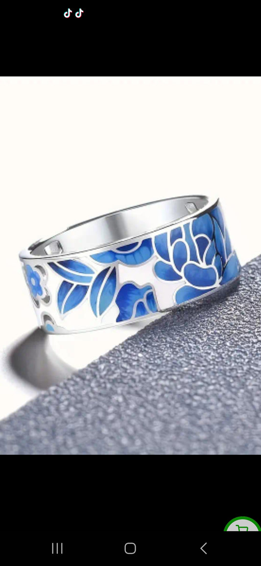 Elegant Vintage Blue Floral Porcelain-Inspired Wide Band Ring